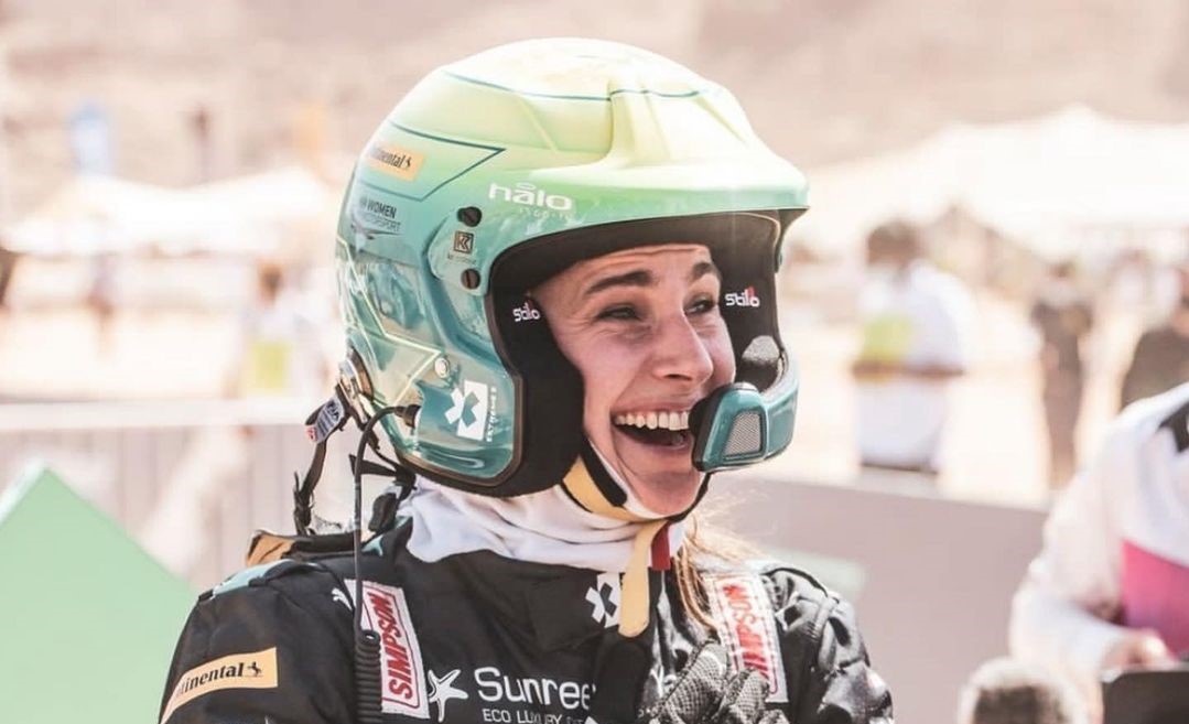 Molly Taylor beams with pride at having raced and won Extreme E Desert ...